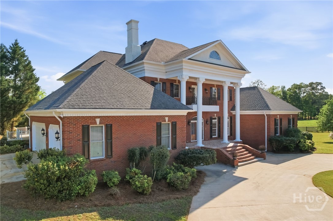 1202 Hodges Circle