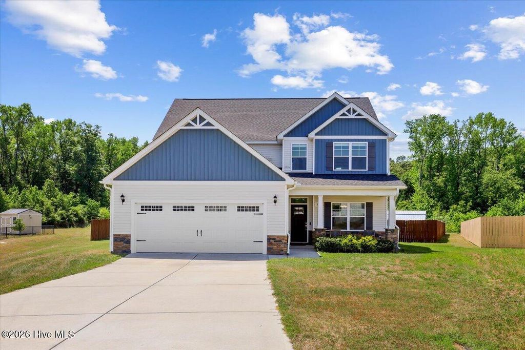 Photo of 119 Auburn Bay Drive, Pikeville, NC 27863 (MLS # 100570000)