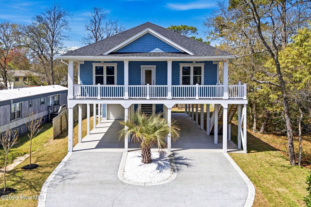 Photo of 251 NE 66th Street, Oak Island, NC 28465 (MLS # 100566830)
