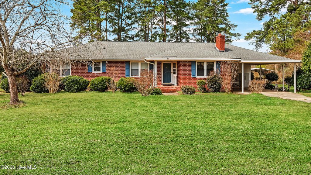 Photo of 506 Chicora Street, Grimesland, NC 27837 (MLS # 100558575)