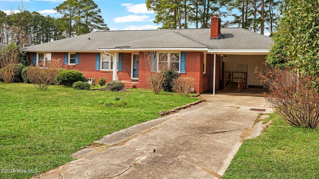 Photo of 506 Chicora Street, Grimesland, NC 27837 (MLS # 100558575)