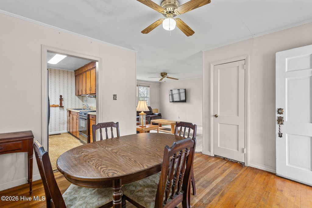 Photo of 510 Nelson Drive, Jacksonville, NC 28540 (MLS # 100549586)