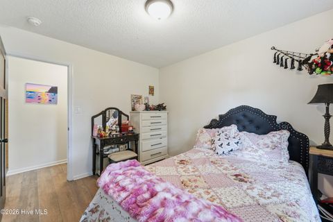 Tiny photo for 301 King Richard Court, Jacksonville, NC 28546 (MLS # 100573655)