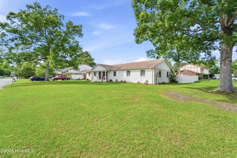 Tiny photo for 301 King Richard Court, Jacksonville, NC 28546 (MLS # 100573655)