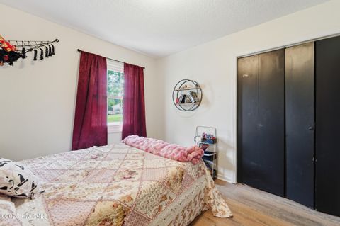 Tiny photo for 301 King Richard Court, Jacksonville, NC 28546 (MLS # 100573655)