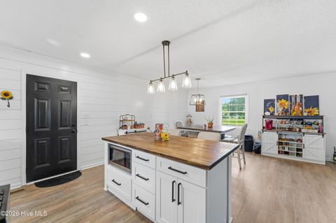 Tiny photo for 301 King Richard Court, Jacksonville, NC 28546 (MLS # 100573655)