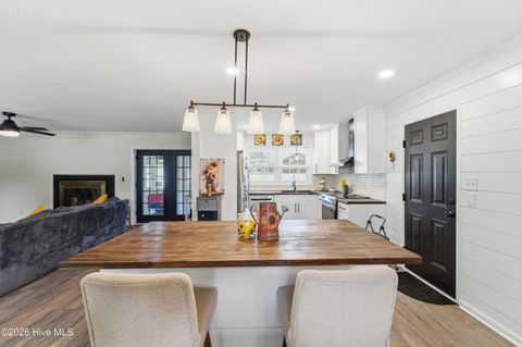 Tiny photo for 301 King Richard Court, Jacksonville, NC 28546 (MLS # 100573655)