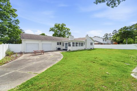 Tiny photo for 301 King Richard Court, Jacksonville, NC 28546 (MLS # 100573655)