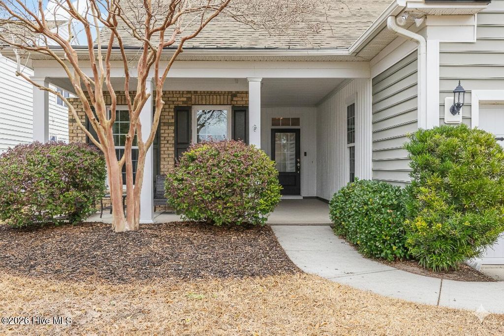 Photo of 5214 Flank Court, Southport, NC 28461 (MLS # 100552315)