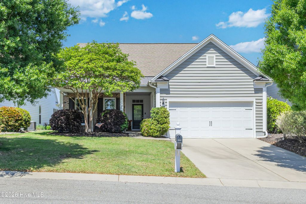 Photo of 5214 Flank Court, Southport, NC 28461 (MLS # 100552315)