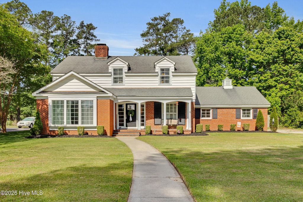 Photo of 1912 Greenbriar Road, Kinston, NC 28501 (MLS # 100570932)