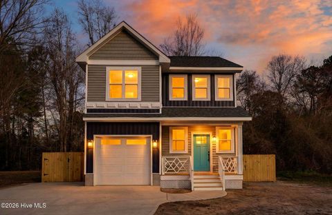 404 S Bodenheimer Street Burgaw NC 28425