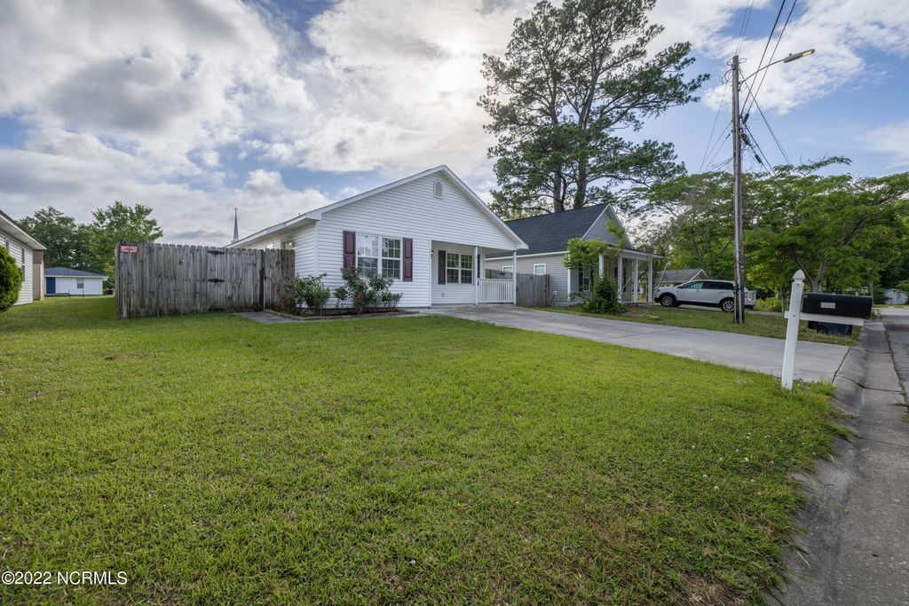 Photo of 129 Sanders Street, Jacksonville, NC 28540 (MLS # 100568237)