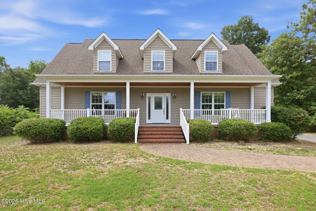 Photo of 221 Oak Grove Circle, Hubert, NC 28539 (MLS # 100592071)
