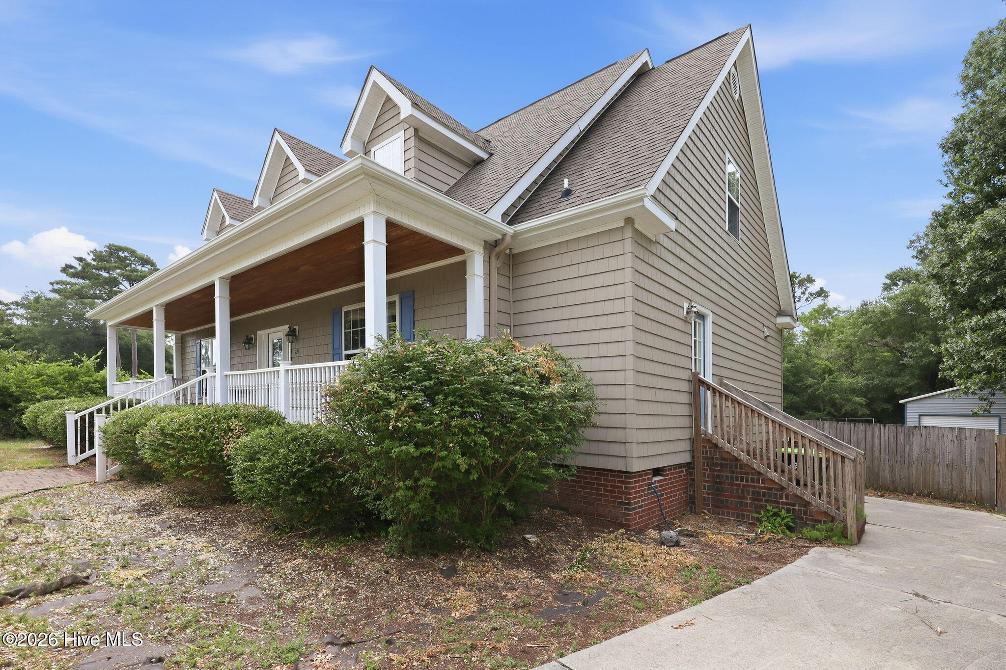 221 Oak Grove Circle