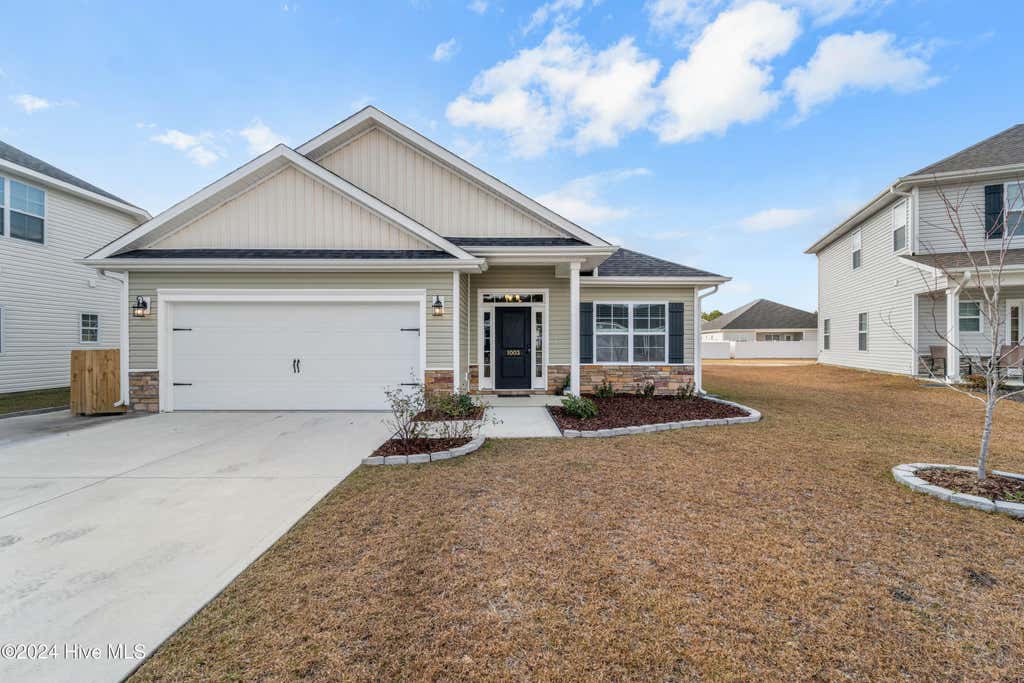 Photo of 1003 Manhatten Court, Richlands, NC 28574 (MLS # 100581156)