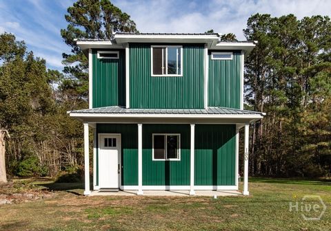 Homes For Sale - 180 N Main Street<br/> Long County, Ludowici, GA 31316