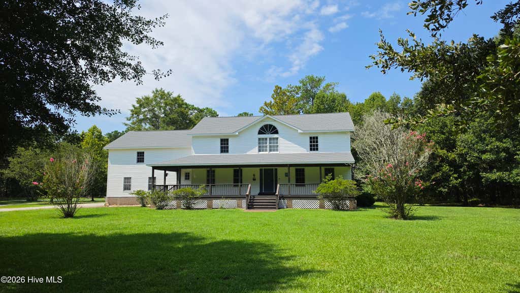 Photo of 347 Sandy Point Drive, Beaufort, NC 28516 (MLS # 100598201)
