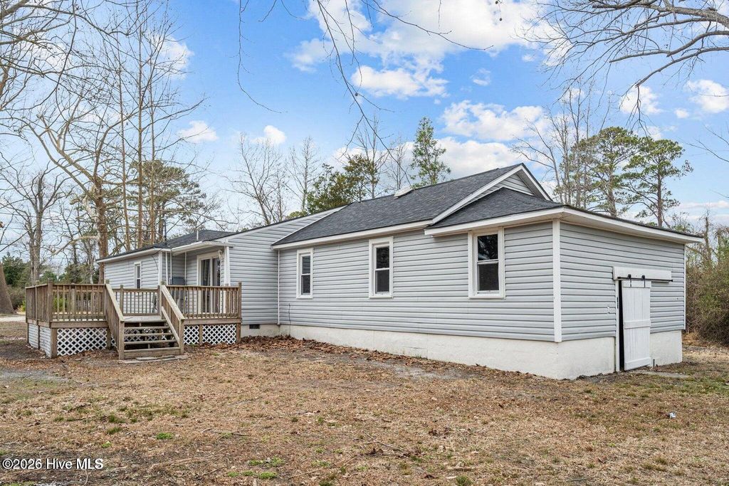 Photo of 1634 Murrill Hill Road, Jacksonville, NC 28540 (MLS # 100573957)