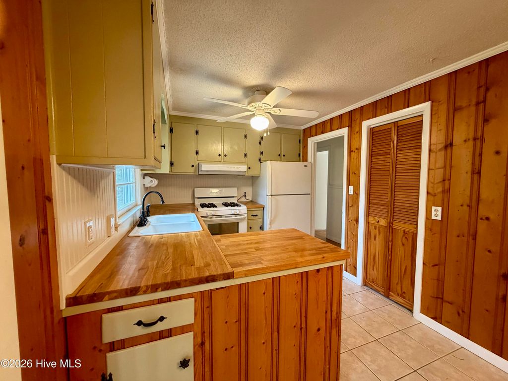 Photo of 2830 Worth Drive, Wilmington, NC 28412 (MLS # 100554872)