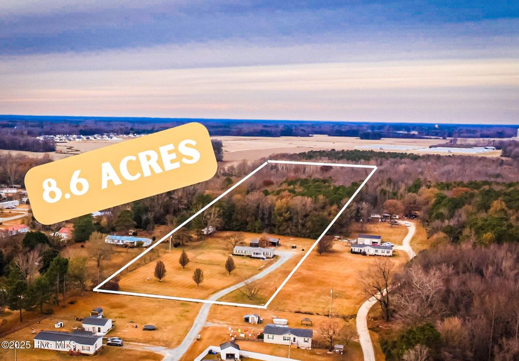 Photo of 1552 Lancaster Road, Pikeville, NC 27863 (MLS # 100544887)