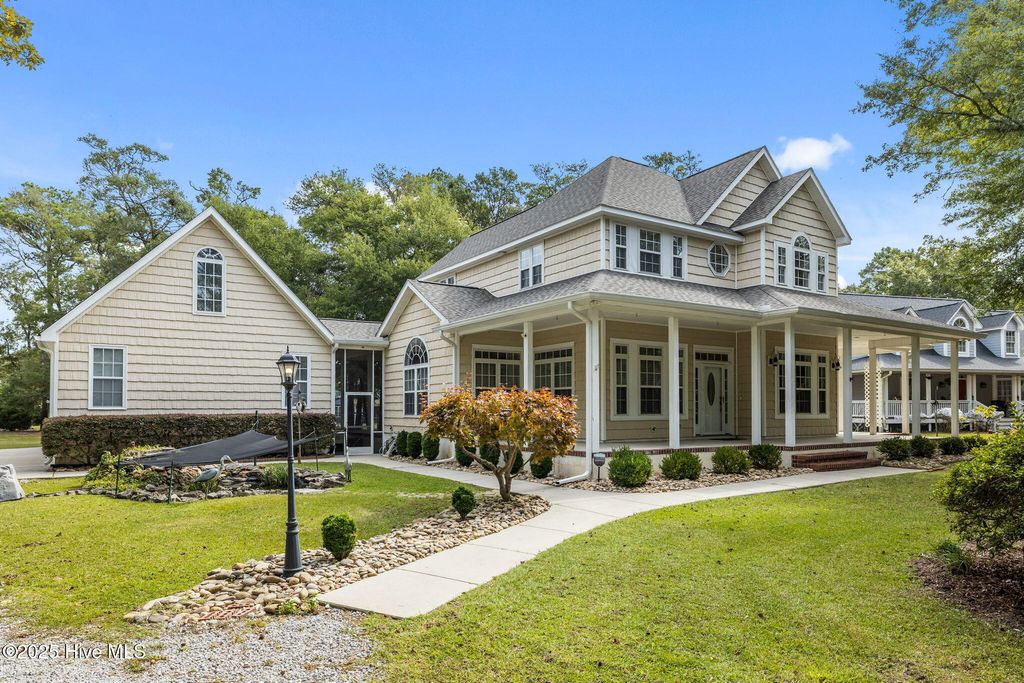 Photo of 109 Sun Burst Circle, Cedar Point, NC 28584 (MLS # 100534331)