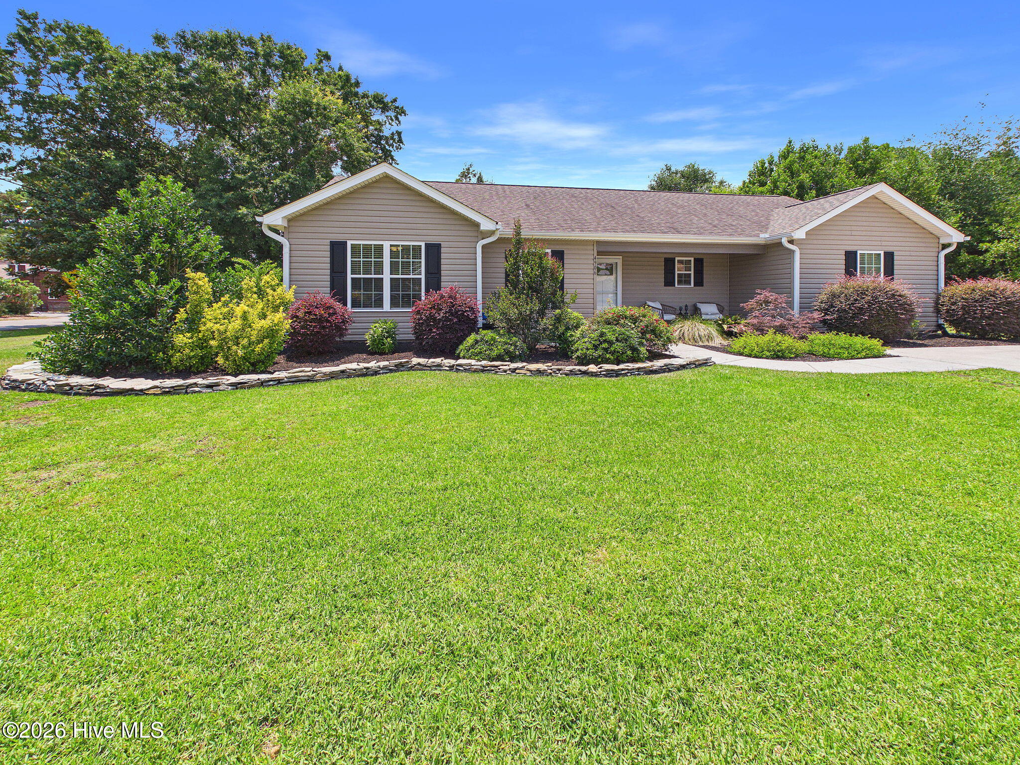 4906 Ilex Drive