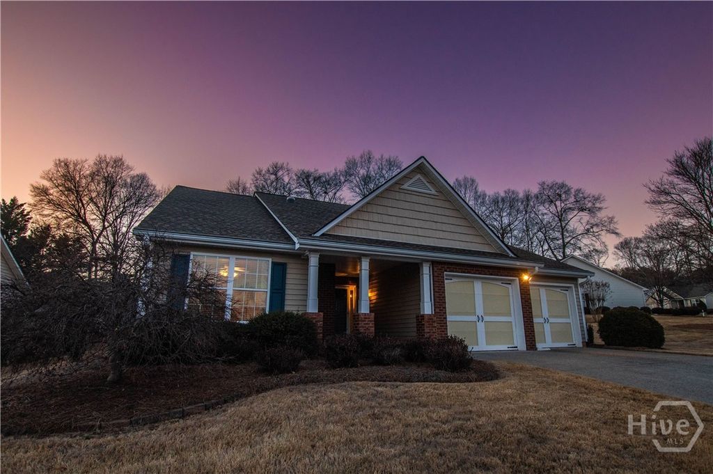 Photo of 1004 Stone Creek Lane, Monroe, GA 30655 (MLS # CL350046)