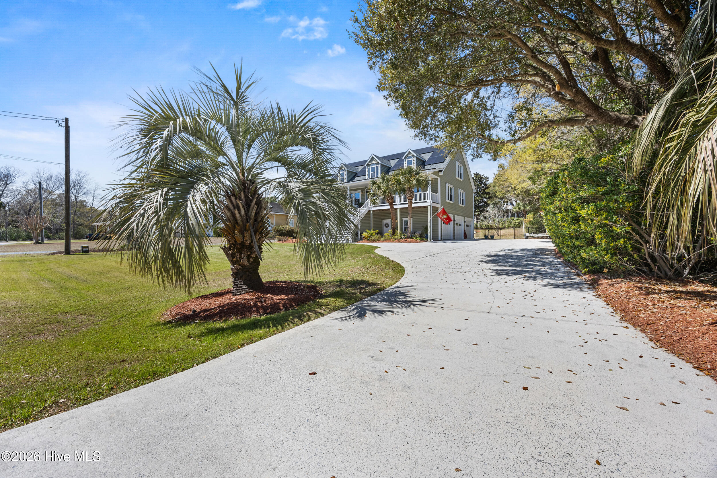 214 Pelican Walk
