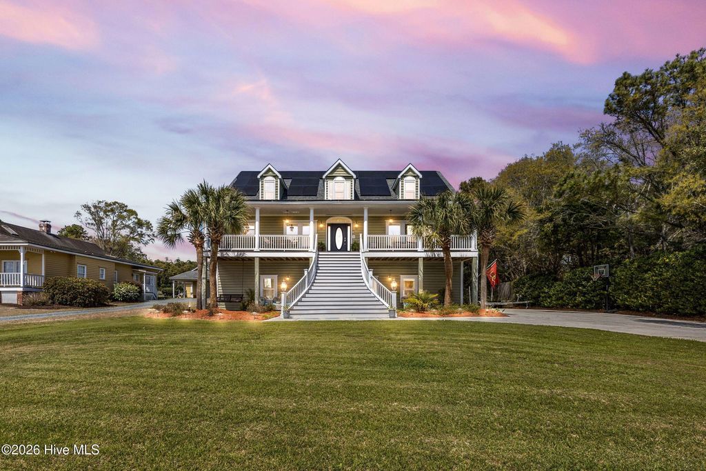 Photo of 214 Pelican Walk, Hampstead, NC 28443 (MLS # 100567542)