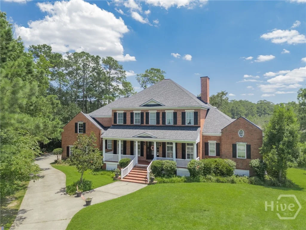 1 Cedar View Drive