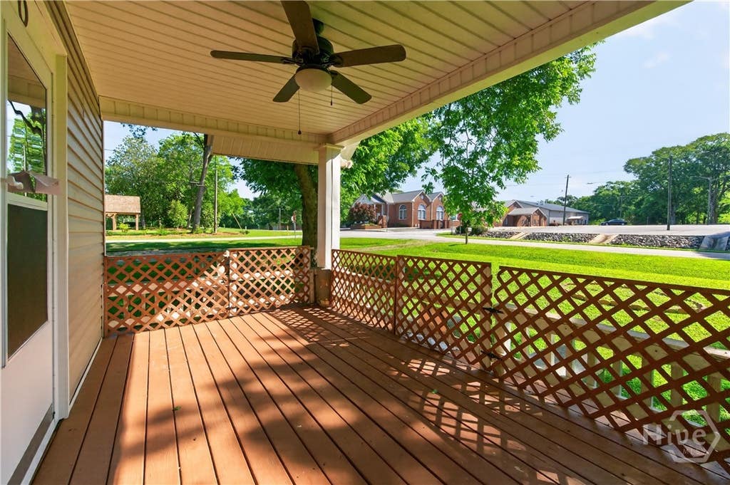 Photo of 98 S 5th Street, Colbert, GA 30628 (MLS # CL357859)