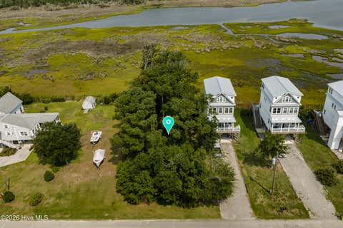 Tiny photo for 88 Atkinson Point Road, Surf City, NC 28445 (MLS # 100594149)