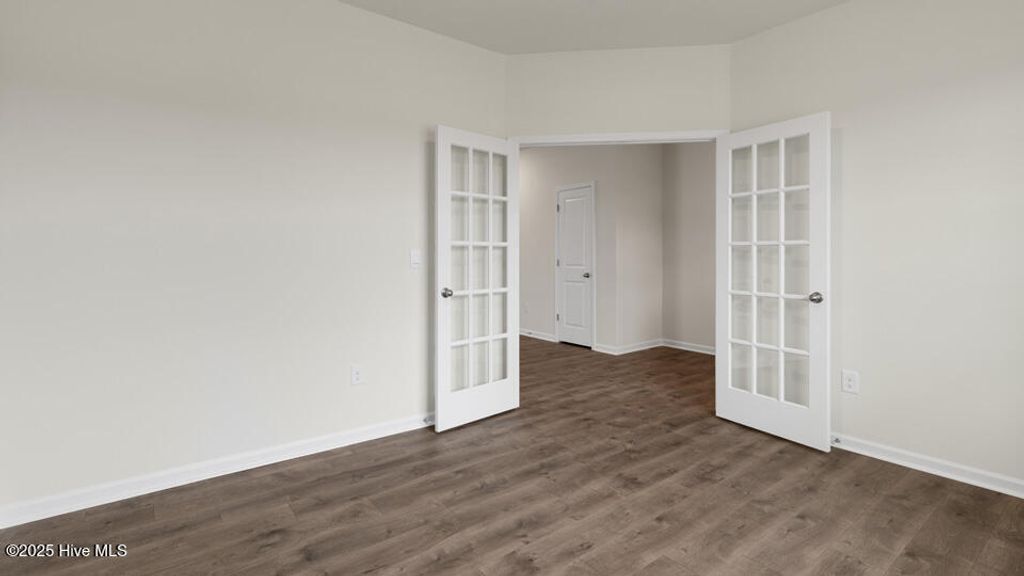 Photo of 1006 Misty Creek Drive, Aberdeen, NC 28315 (MLS # 100555781)