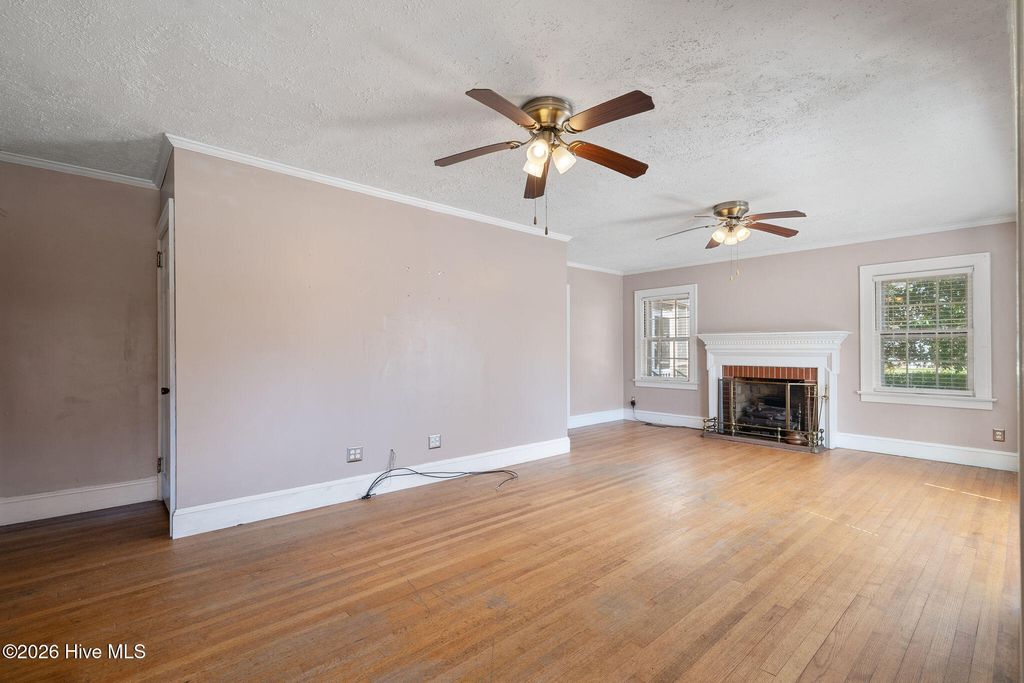 Photo of 219 E Ridge Street, Rose Hill, NC 28458 (MLS # 100560719)