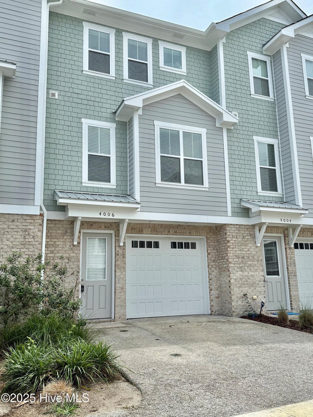 Photo of 4006 Tamarisk Lane, Wilmington, NC 28409 (MLS # 100609479)