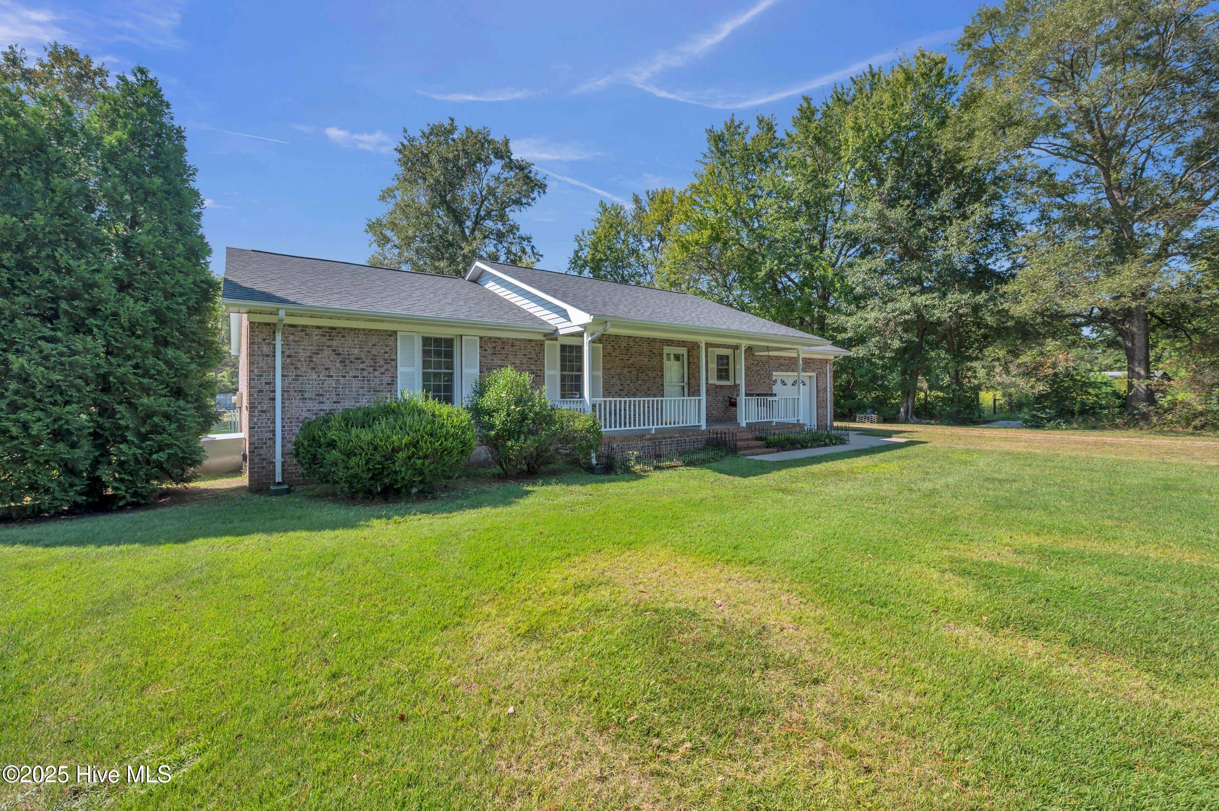 1313, 1315 Pony Farm Road