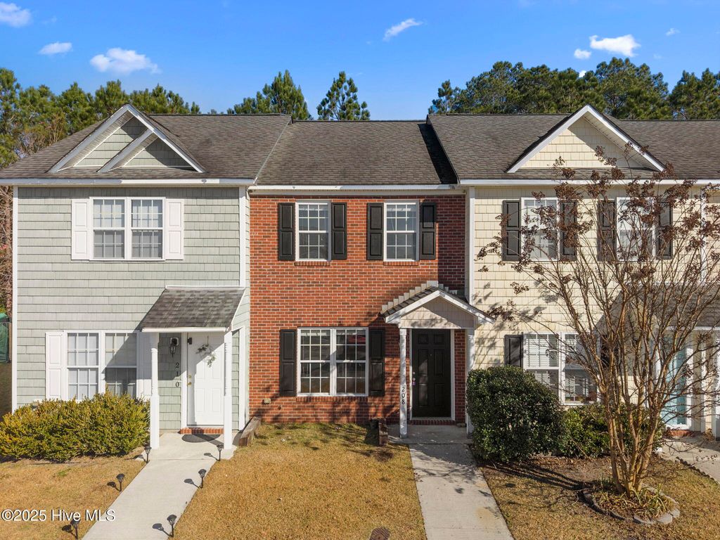 Photo of 208 Springwood Drive, Jacksonville, NC 28546 (MLS # 100544905)