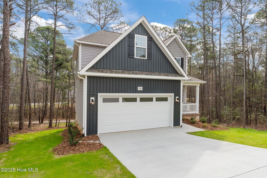 Photo of 335 Adams Circle, Pinehurst, NC 28374 (MLS # 100562925)
