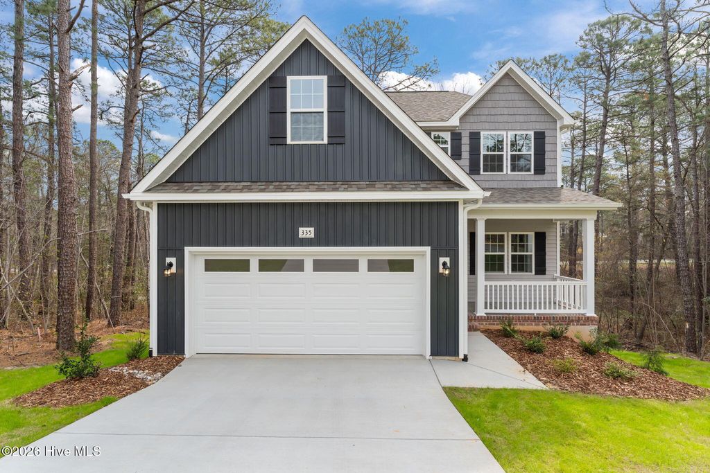 Photo of 335 Adams Circle, Pinehurst, NC 28374 (MLS # 100562925)