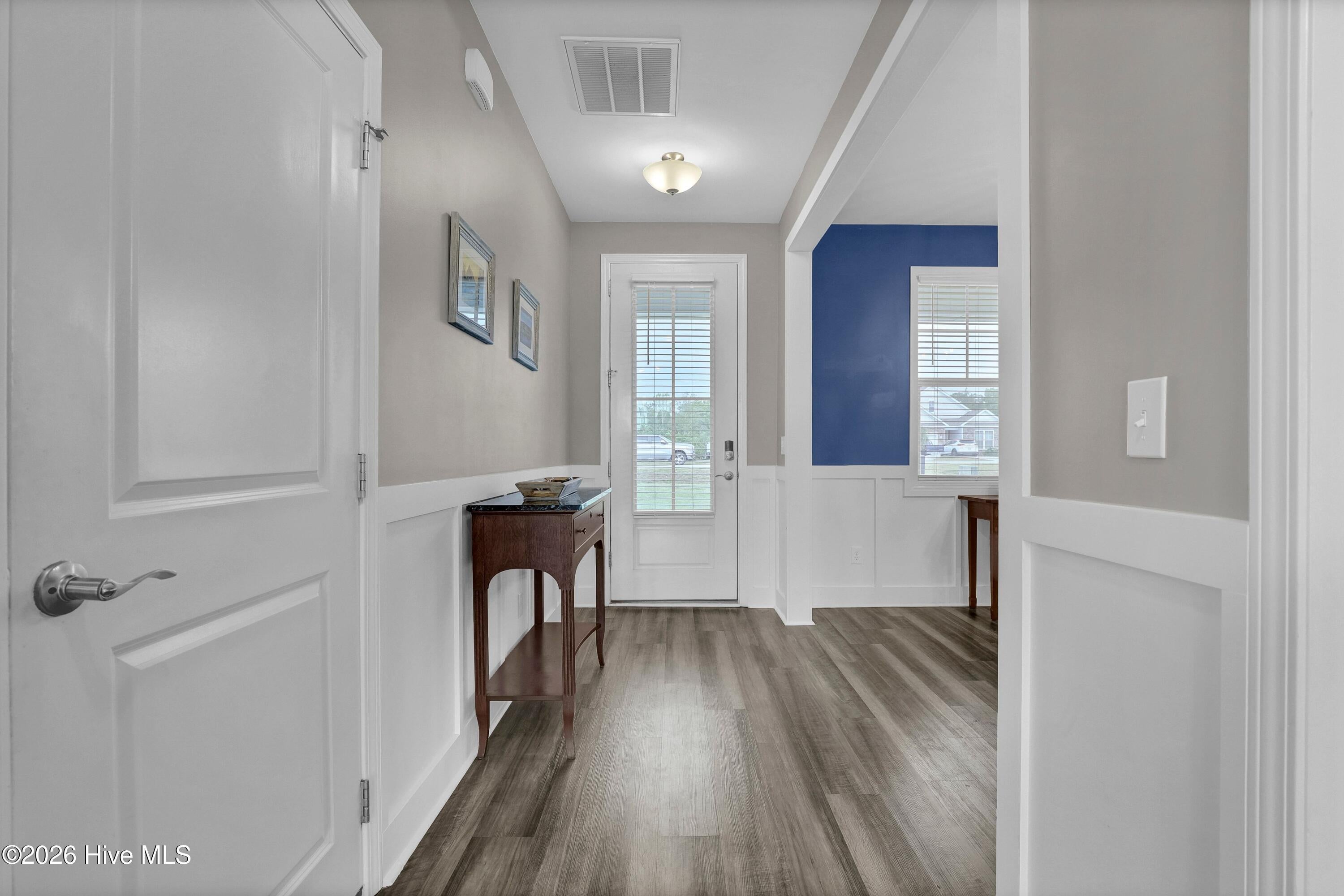 111 Colonial Heights Drive