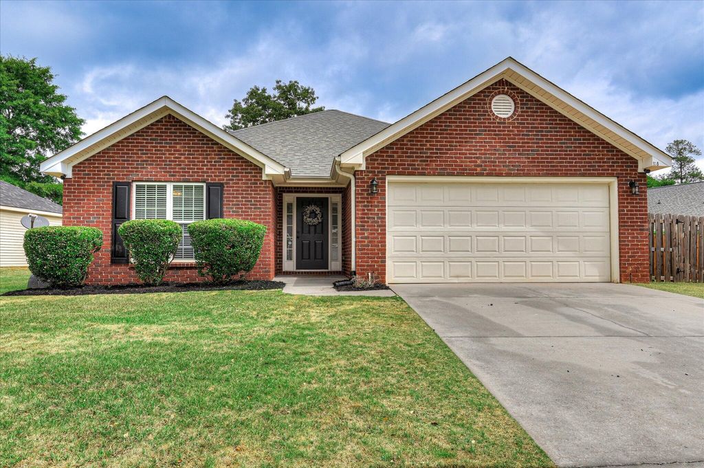 Photo of 135 Firethorn Drive, North Augusta, SC 29860 (MLS # 555513)