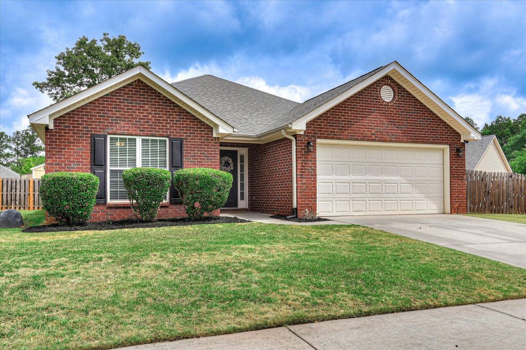 Photo of 135 Firethorn Drive, North Augusta, SC 29860 (MLS # 555513)