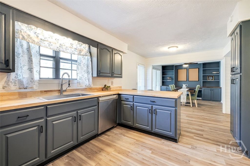 Photo of 45 Barrington Circle, Savannah, GA 31419 (MLS # SA343535)