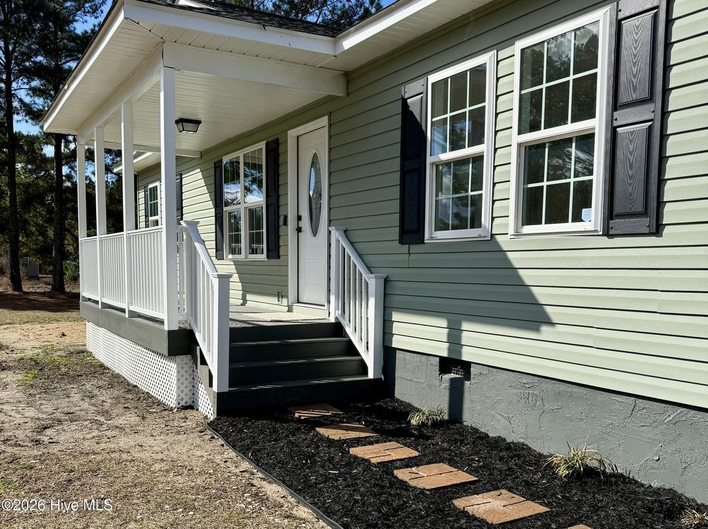 Photo of 122 Fullers Way, Aberdeen, NC 28315 (MLS # 100554965)