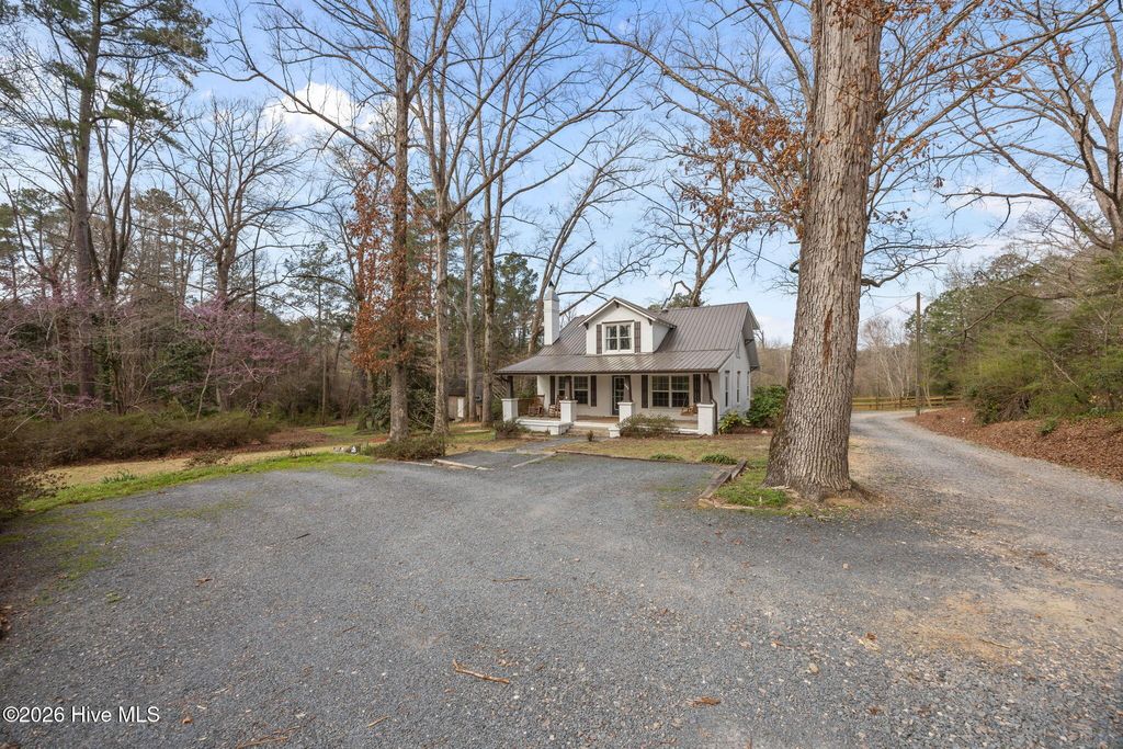 Photo of 992 S Mcneill Street, Carthage, NC 28327 (MLS # 100560668)