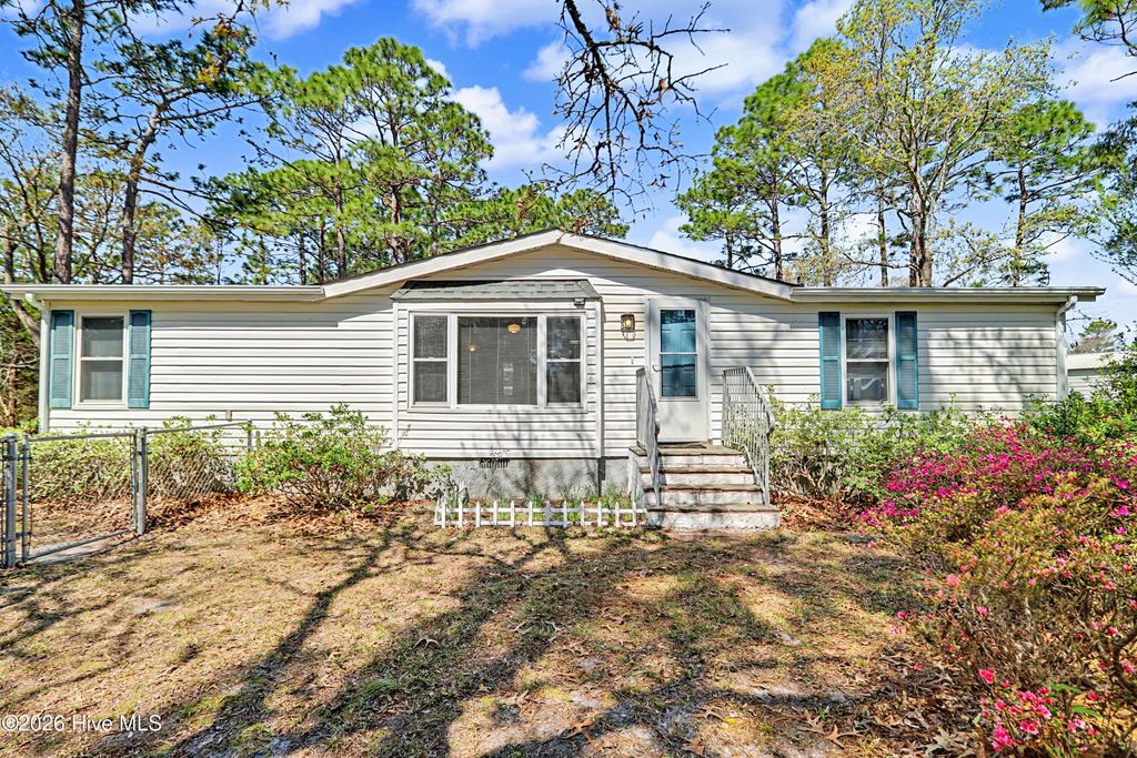 Photo of 808 Wimberley Road, Southport, NC 28461 (MLS # 100562538)
