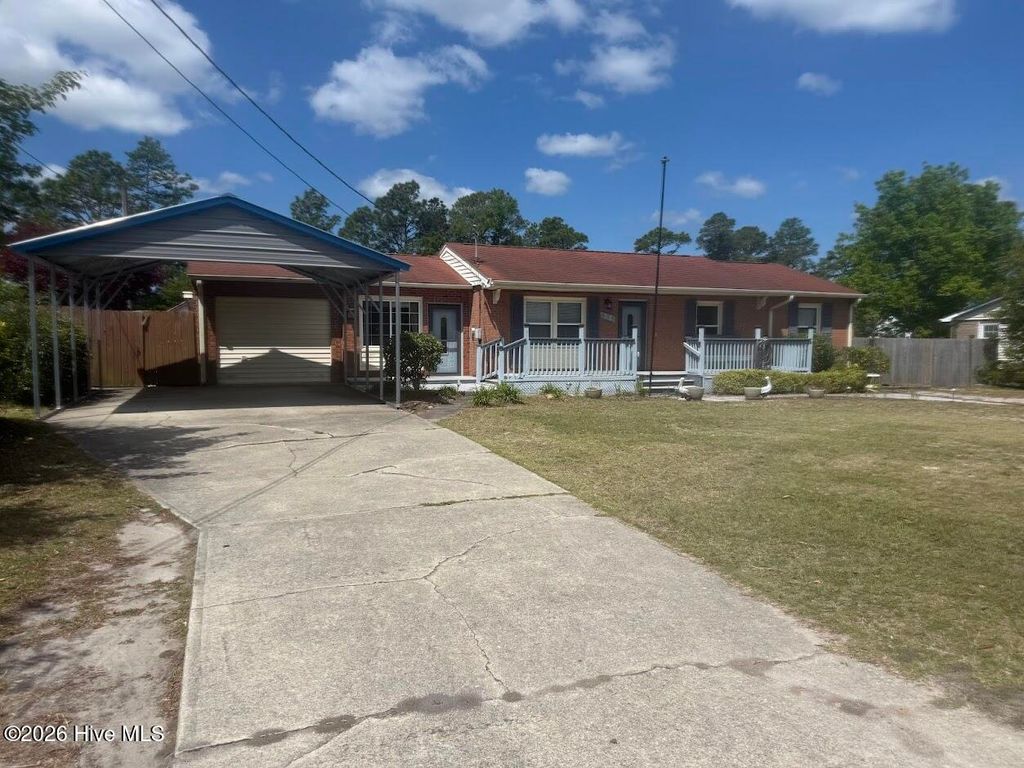Photo of 456 Sand Ridge Road, Hubert, NC 28539 (MLS # 100573596)