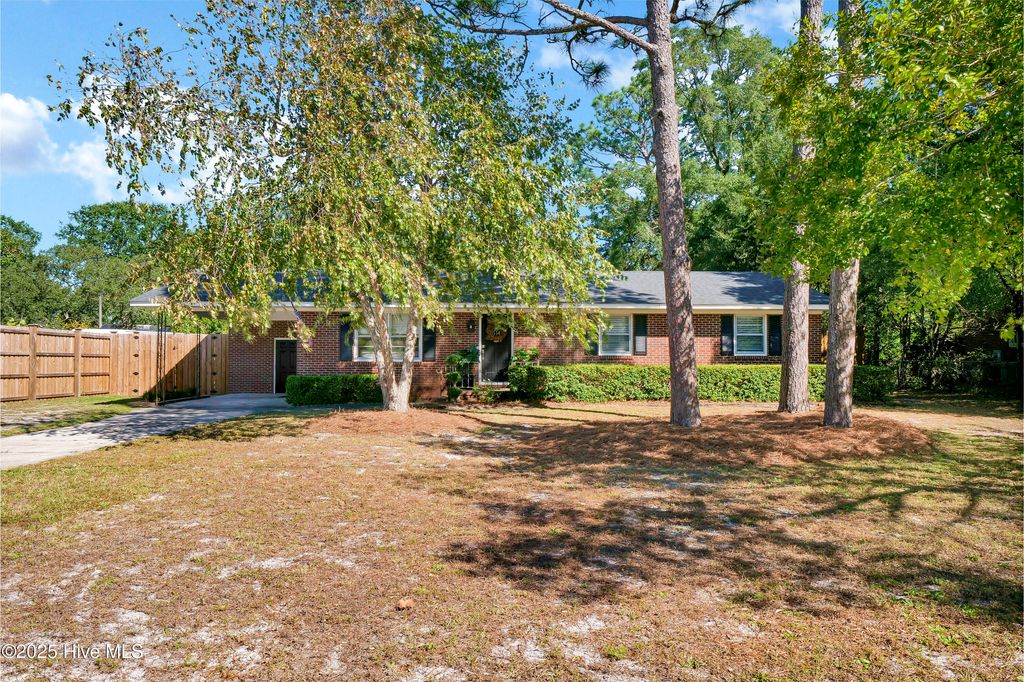 Photo of 514 Long Leaf Acres Drive, Wilmington, NC 28405 (MLS # 100537526)