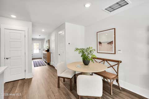 Tiny photo for 182 Cashmere Court #Unit 31, Wilmington, NC 28411 (MLS # 100597477)